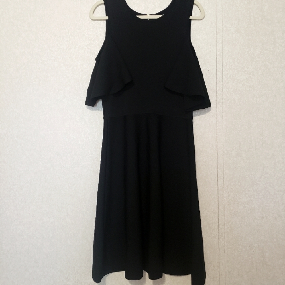 ELIZA J ..BLACK OPEN SHOULDERS FIT & FLARE DRESS....SIZE :L